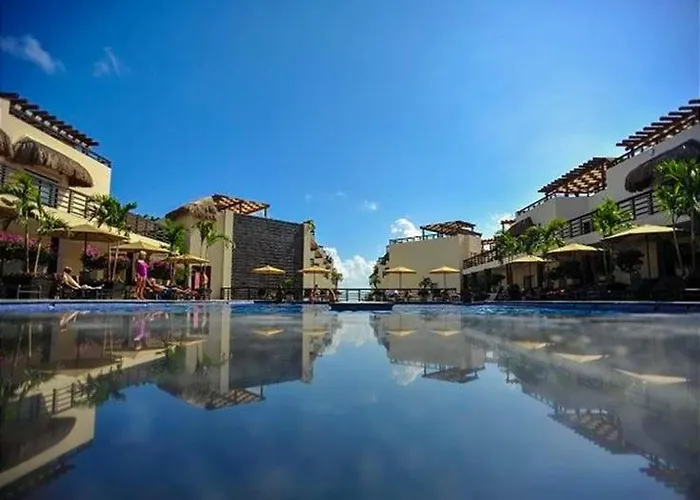 Departamento En Aldea Thai Con Terraza, Vista Al Mar Y Alberca Privada, 8 Personas