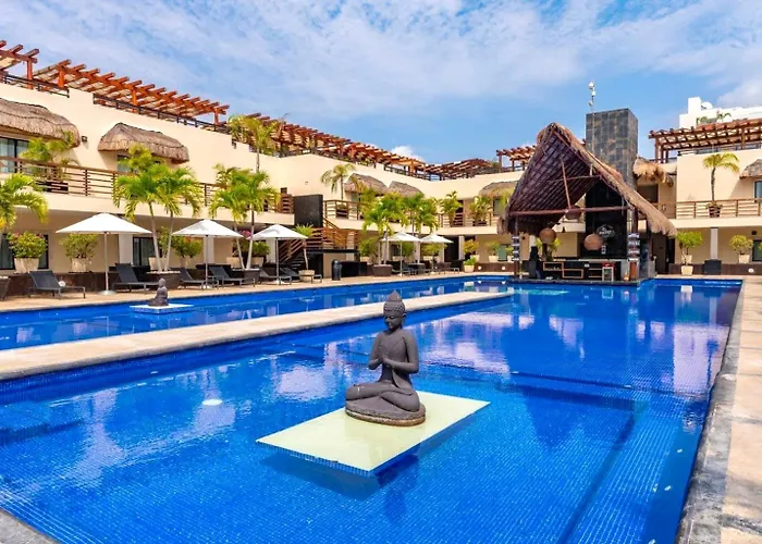 Departamento En Aldea Thai Con Terraza, Vista Al Mar Y Alberca Privada, 8 Personas Apartamento Playa del Carmen